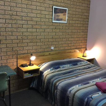 Three Ways Motel Гилгандра Екстериор снимка