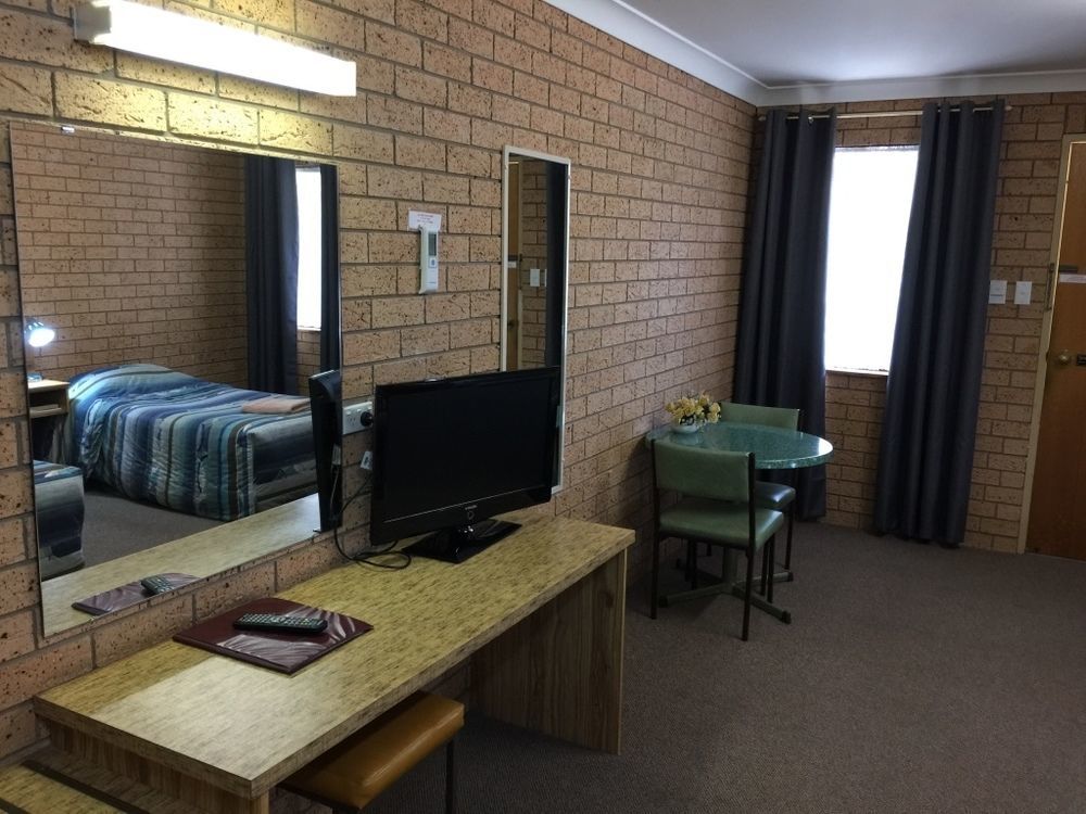 Three Ways Motel Гилгандра Екстериор снимка